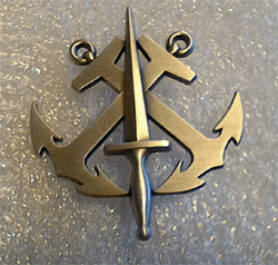 Insigne de beret -Instructeur Fusilliers Marins et Commando .