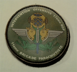 Tissus 17° RGP- 11° Brigade Para.( couleur plastifiee).